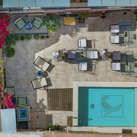Phaedra Suites (Adults Only) 罗希姆诺 外观 照片