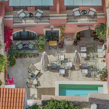 Phaedra Suites (Adults Only) 罗希姆诺 外观 照片