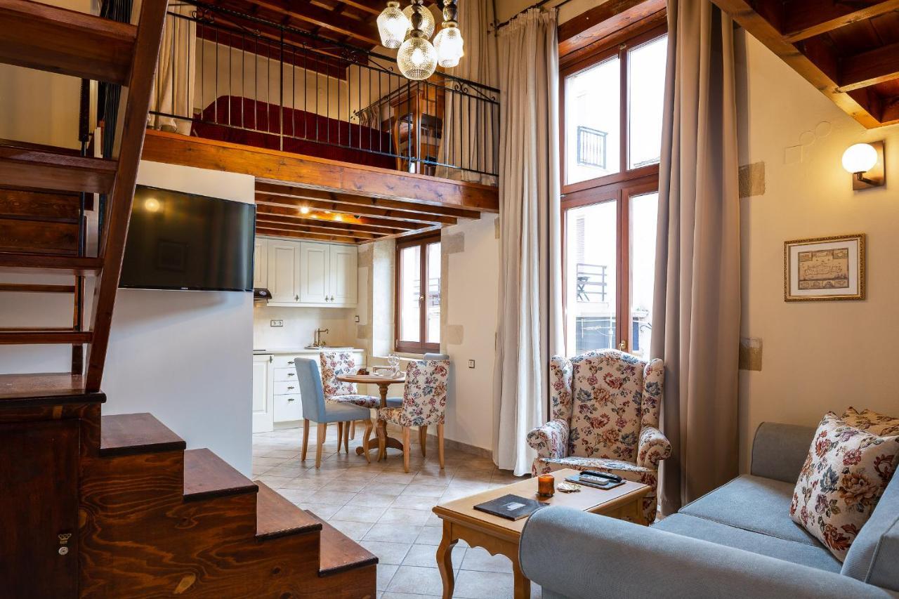 Phaedra Suites (Adults Only) 罗希姆诺 外观 照片