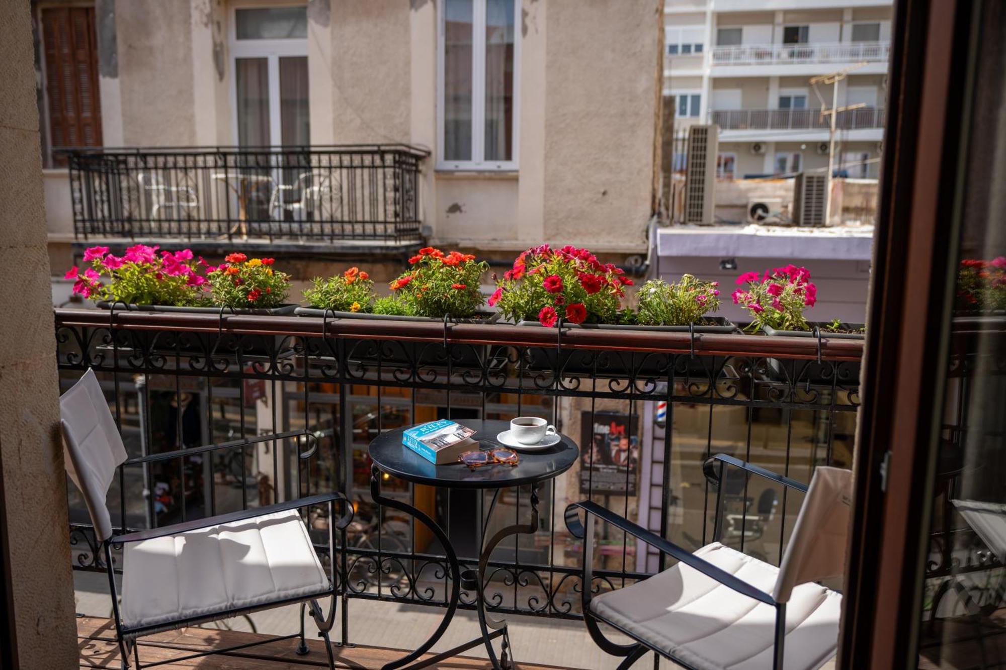 Phaedra Suites (Adults Only) 罗希姆诺 外观 照片